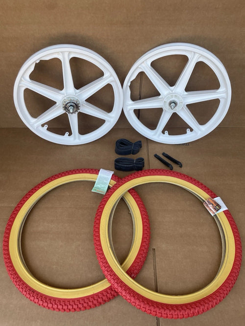 20" Bicycle Plastic White Mag Wheels Rims 20 x 2.125 Tires Tubes Set Snakeskin